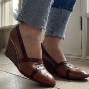 DAVIDS Vintage Wedge Shoes Brown Size 39.5 EUC